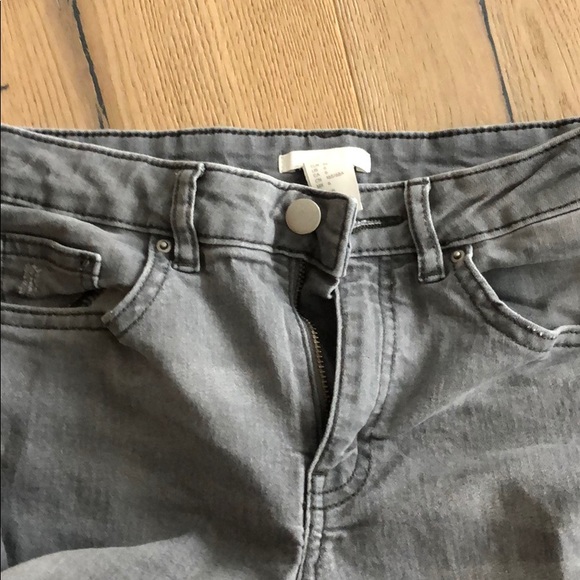 Grey Ripped Jeans - Picture 3 of 3